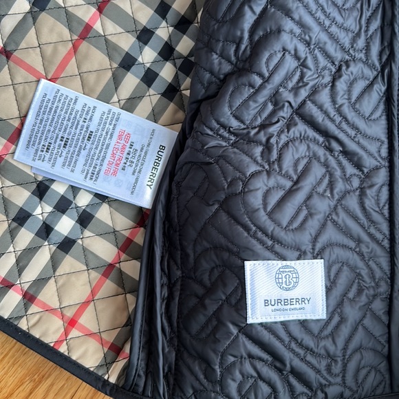 Burberry jacket - Picture 4 of 8